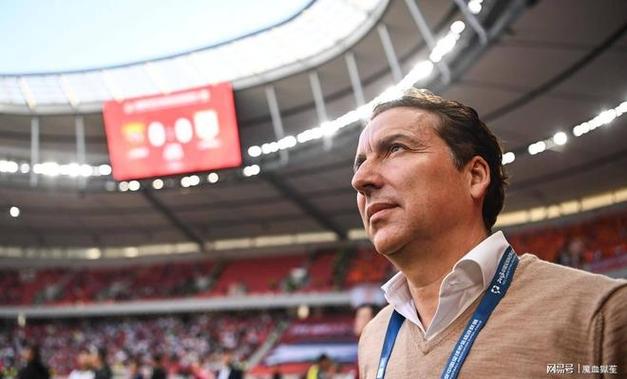 东体：哈维尔竞聘国足主帅，他的战术和履历都挺合适