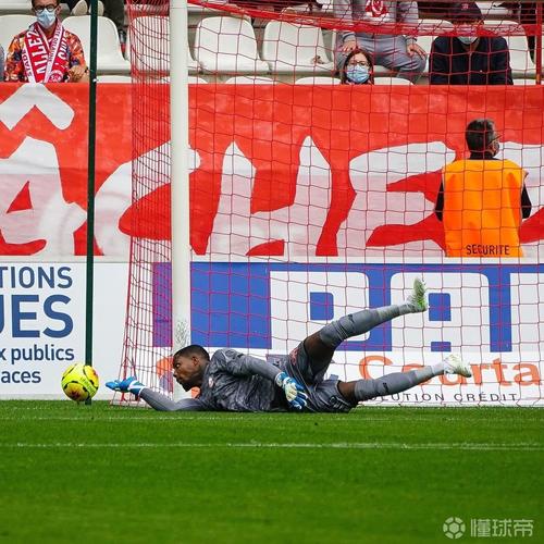 查瓦利亚：我们表现很出色尽管没能带走积分 精彩进球？不重要了