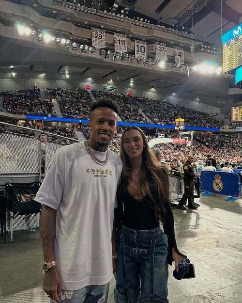 米利唐与弗拉门戈后卫均入选巴西初选名单，两人去年互换女友🤯