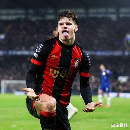 森林后卫穆里略：想要接近英超，巴西足球有很多需要改进的地方