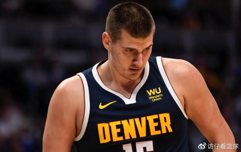 问题不大吧？蒂格：如果文班能保持健康 那他下赛季会进最佳阵容