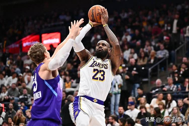 美媒排名NBA现役侧翼：詹姆斯&杜兰特&小卡位列前3 阿门排第10