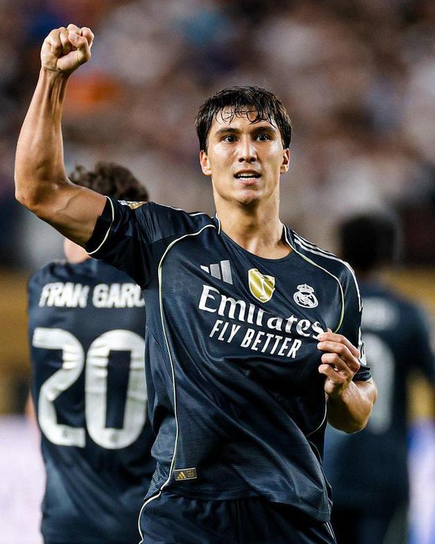 阿斯报：对阵皇马汉茨科可能担任马竞左后卫，朗格莱出任中卫