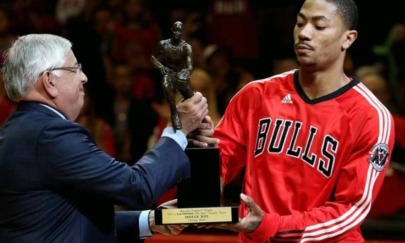 同一届选秀出现两个MVP有多难NBA至今仅出现5次,84、96届上榜