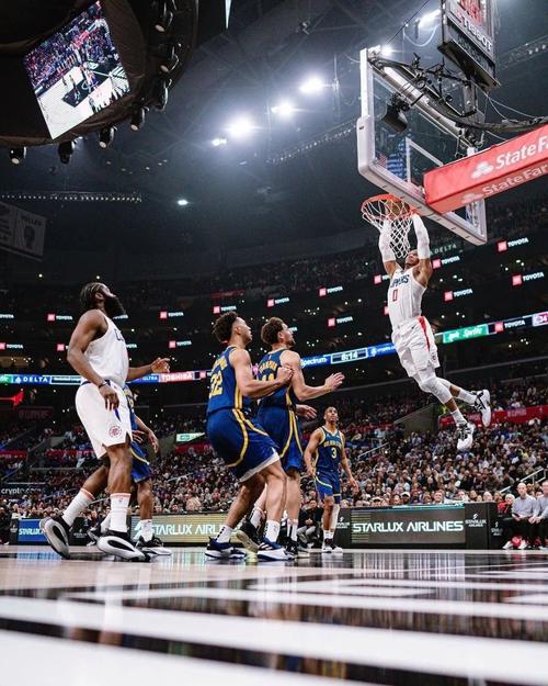 波特：队友之间意见不合是常有的事威少绝对不是更衣室毒瘤