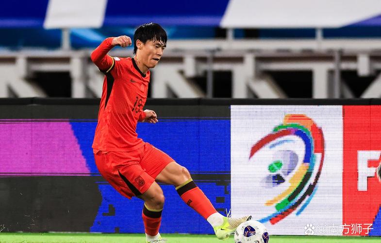 争冠战太刺激！海港3比2绝杀三镇，蓉城客场3比3遭绝平