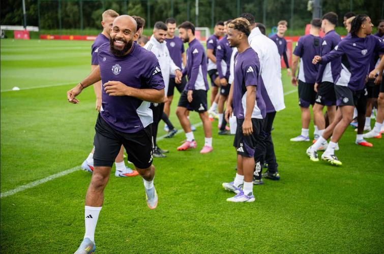 姆伯莫：阿莫林的训练强度非常大，他希望我们表现得很卖力