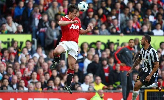 瓜帅：对曼城本赛季前景保持乐观沃克是最伟大右后卫之一