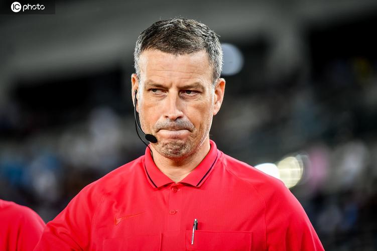 克拉滕伯格：当年在欧冠上和克洛普发生过口头冲突，我让他滚