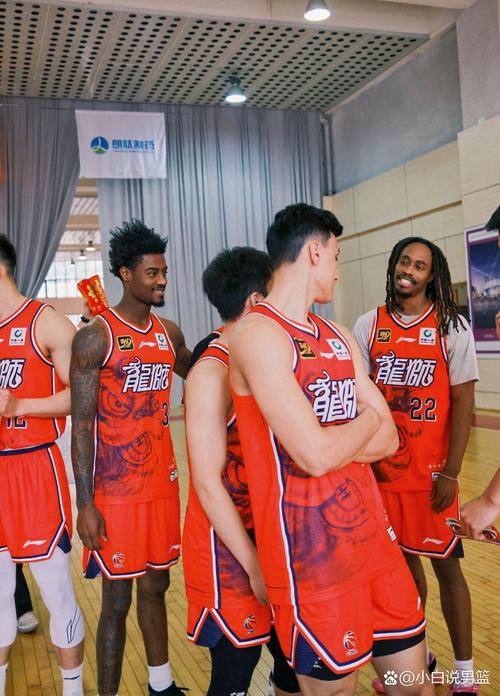 四川队想要交易萨姆纳，广东队是优质下家NBA首轮秀试训龙狮队