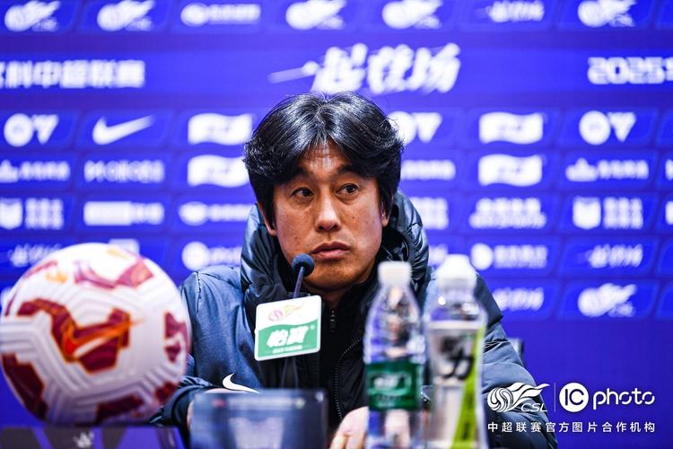 不忍了！徐正源说出心里话，直言球队人手不足，打脸成都蓉城高层