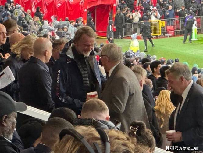 曼晚：曼联高层尽管仍支持阿莫林，但后者的时间可能不多了