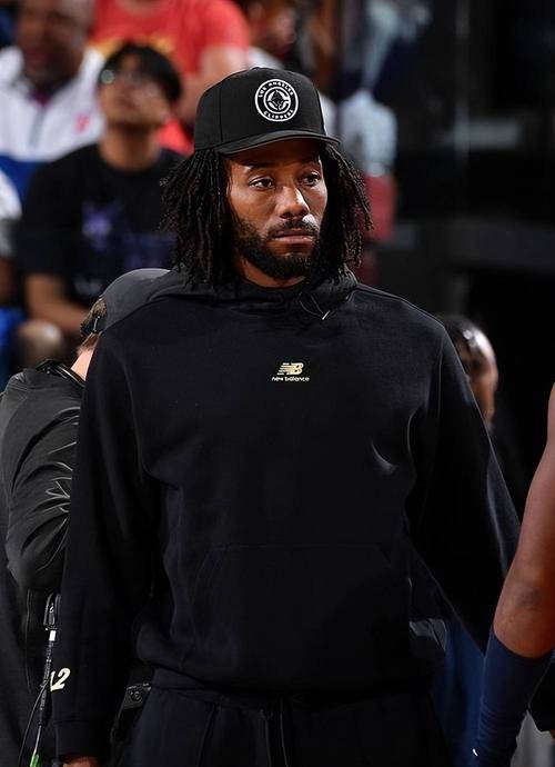 莱昂纳德：每个赛季我都致力于争夺总冠军 尽可能多地上场比赛！