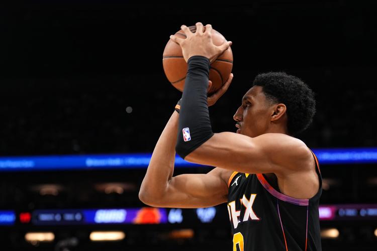 莫布里：会全力以赴去冲击MVP 新赛季我会迎来一次巨大的飞跃