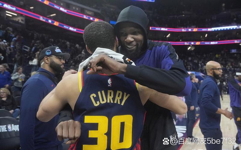 期待新赛季合作！申京晒与杜兰特合照：生日快乐兄弟