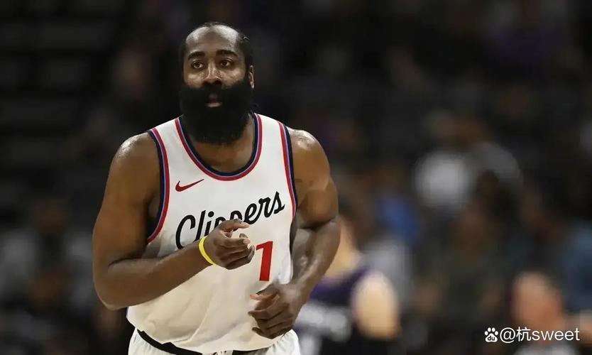 鲍威尔：夺冠不一定需要巨星 尽管我32了但我依旧是崛起的新星