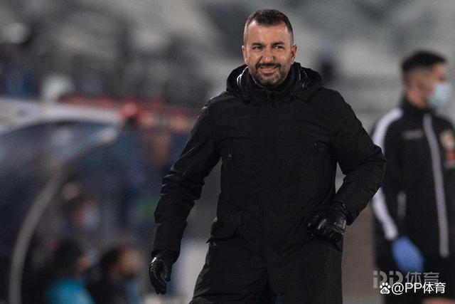 毕包邀请巴勒斯坦难民到主场表示支持，成为首支正式致敬的西甲队