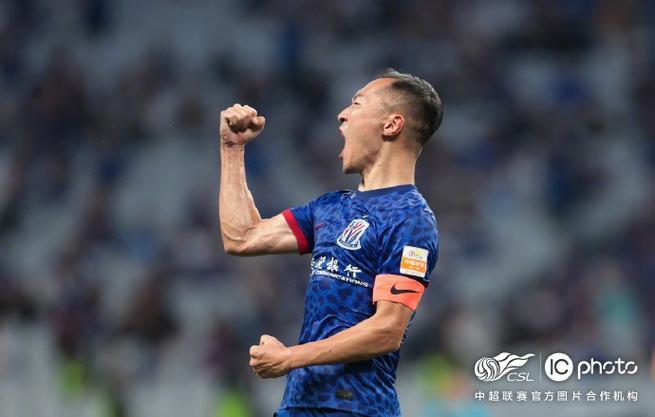 【】中超第26轮最佳球员：申花队长吴曦！36岁依旧中流砥柱