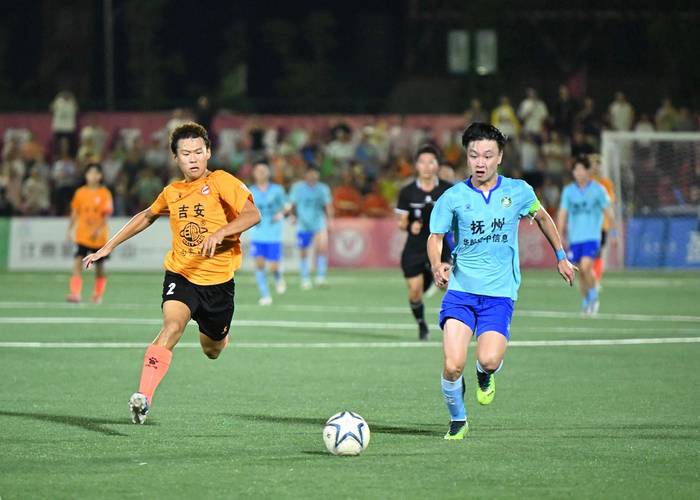 赣超半决赛首回合:宜春队1-0战胜抚州队,赣州队1-1战平九江队