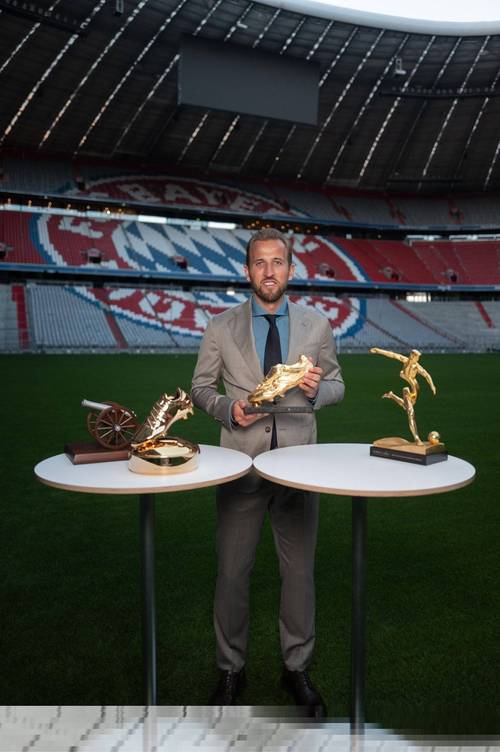 欧洲金靴争夺战打响!凯恩6场11球,哈兰德7场9球,姆巴佩8场9球