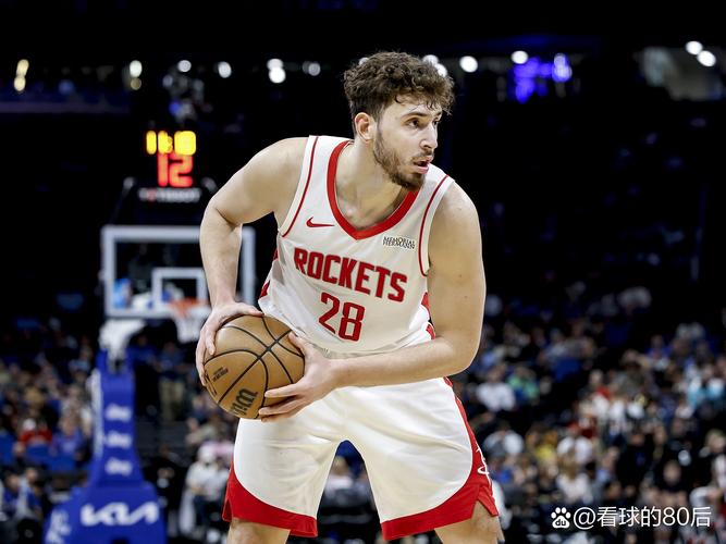 盘活球队！申京妙传小史密斯暴扣得手 个人第11次助攻