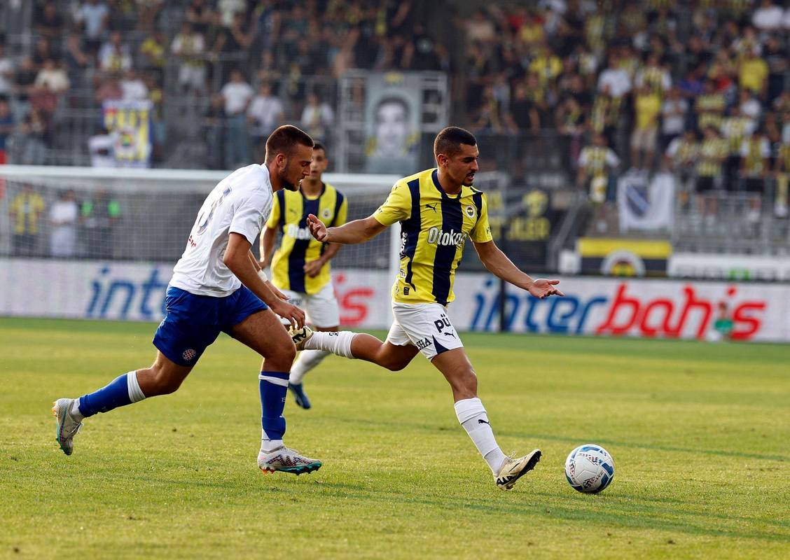 什克：在费内巴切踢球感觉棒极了 没想到俱乐部会解雇穆里尼奥