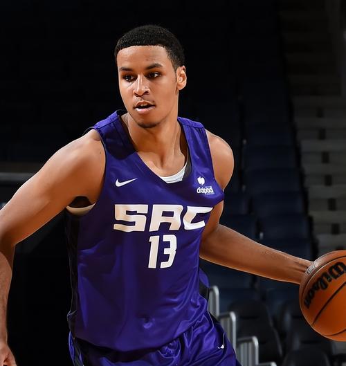 Shams：基根-穆雷5年1.4亿美元提前续约国王！