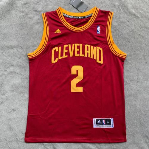 骑士经典版球衣惊艳亮相！队记：绝对完美 满分10分 这球衣非常棒