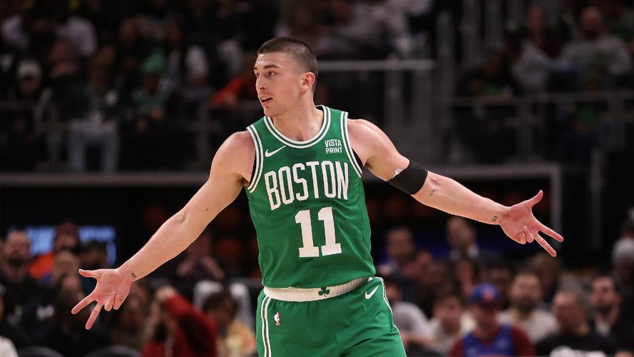 普理查德：当手感不佳时会为队友创造机会 比如助攻抢断抢篮板