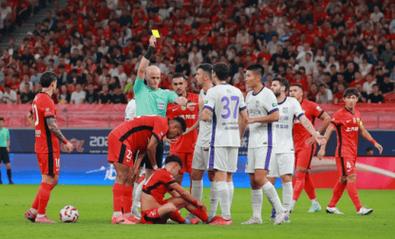 足球报：海港亚冠战日本球队全面下风，仅穆斯卡特留队是好消息