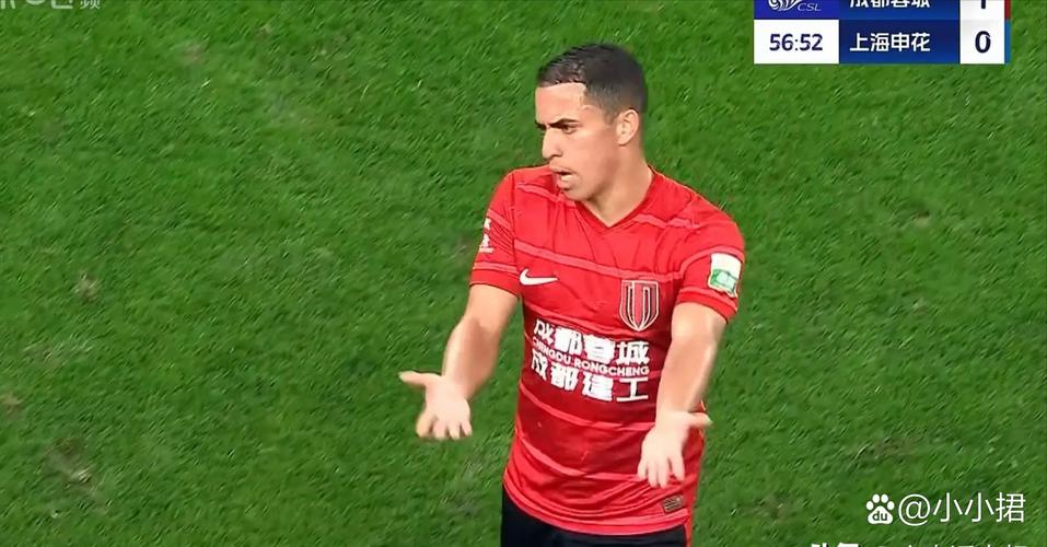 门神!维卡里奥本场数据:8次禁区内射门扑救+2次解围,获评10分