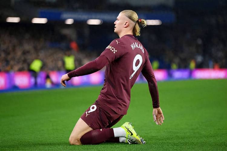 超级进球机器！25岁哈兰德51场53球冲进欧冠历史前十，仅用6年多