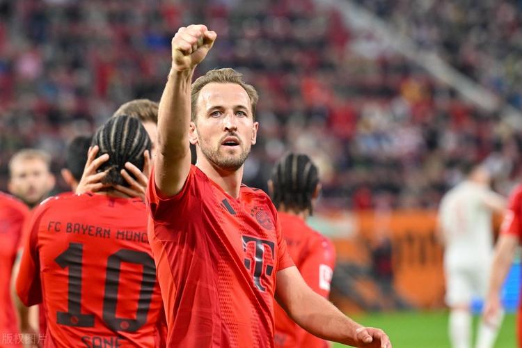 半场-拜仁暂3-0布鲁日 小将伦纳特-卡尔世界波凯恩迪亚斯破门