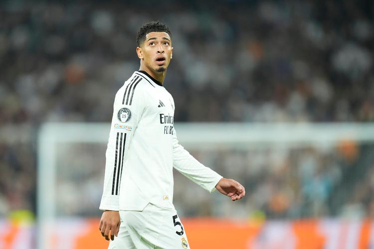 记者:切尔西从未考虑过,也没有打算考虑签下巴西前锋罗克