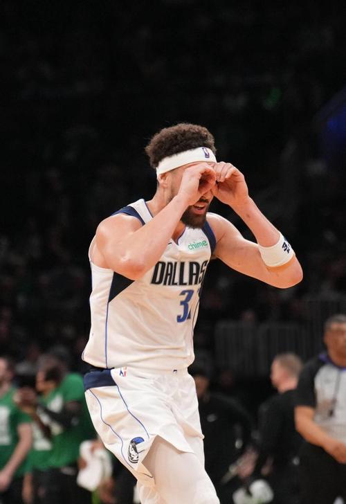 巴克利：若浓眉保持健康&欧文回归 独行侠将是西部第二好的球队