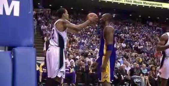 马特-巴恩斯打趣：勇士失去了卢尼-张伯伦 勇士会想念他的