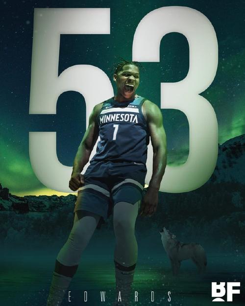 又“无鞋”了~兰德尔转身掉鞋被迫传球 爱德华兹高难急停后仰中投