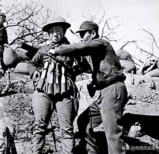 一片混乱！新鹏城掷手榴弹战术奏效，三镇防线忙中出错丢球