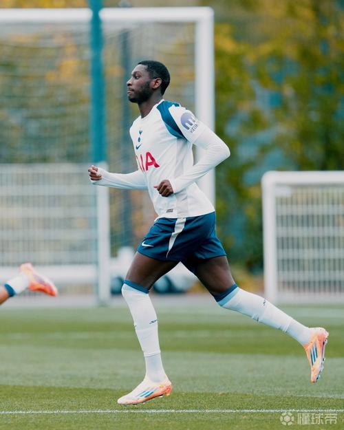 对阵埃弗顿！弗兰克：我喜欢大力界外球战术 穆阿尼已经接近首发