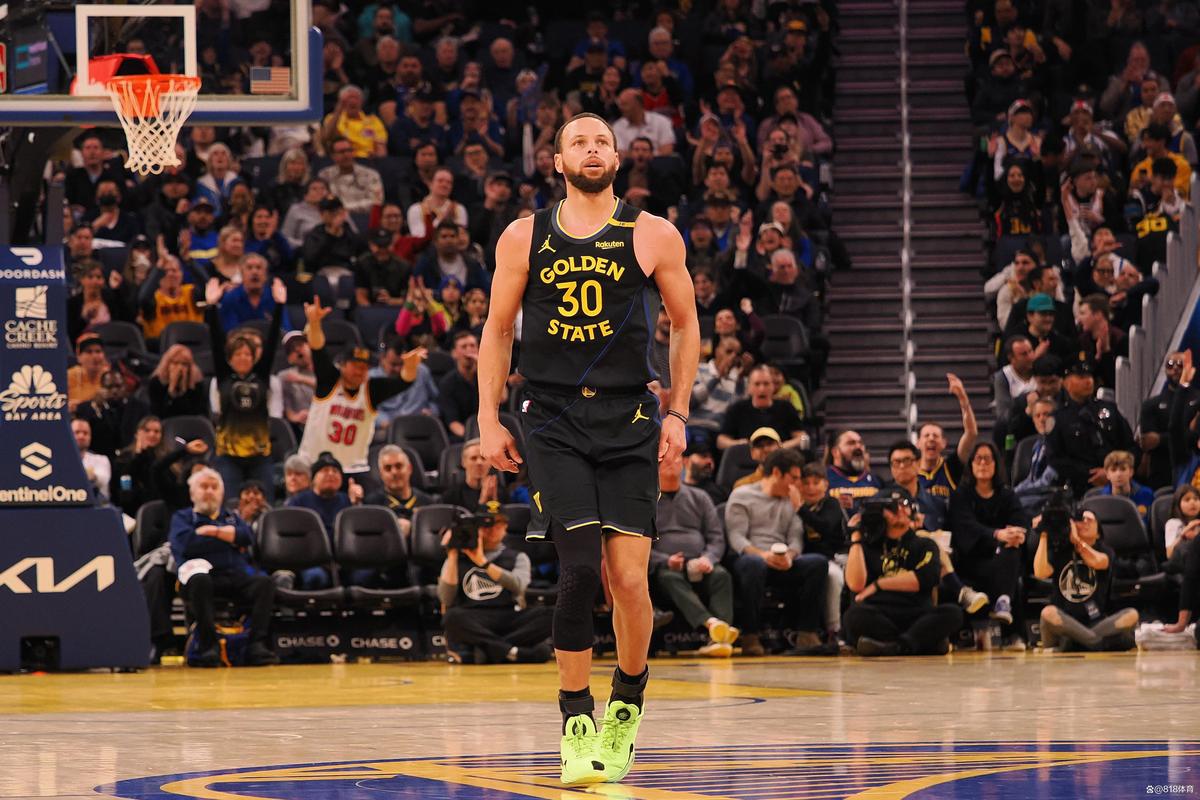 库里谈巴特勒三分杀死比赛：这是团队篮球的功劳 那球太关键了