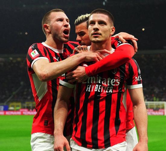 家的感觉！卢克曼共计对阵AC米兰打进4球，全部是在主场攻入