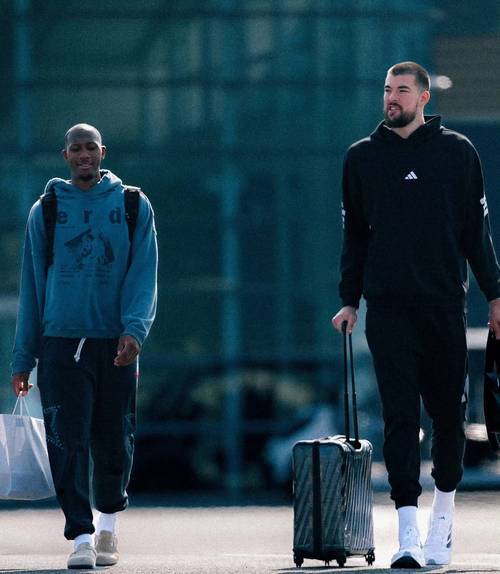 明天上午快船客战勇士：比尔因下背部酸痛连续第二场缺阵