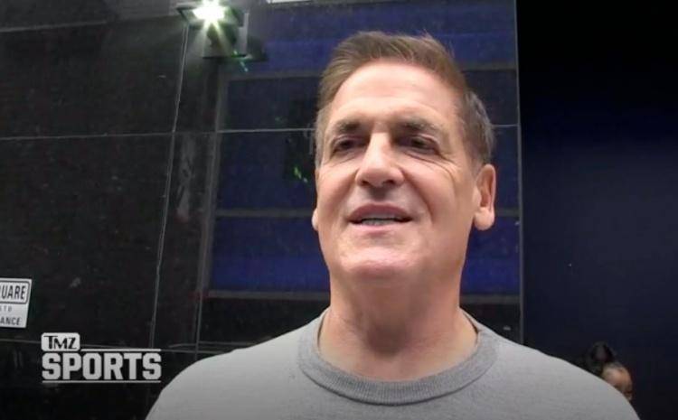 文胖：文班场均减少了6次三分出手 他将从全明星转向MVP候选人