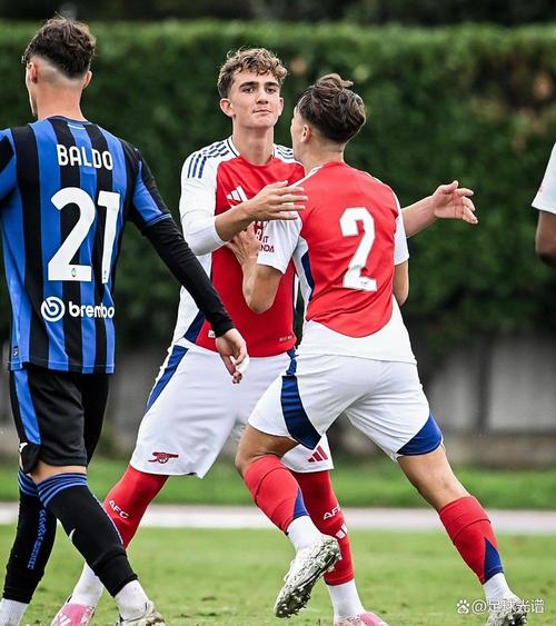 首位U16球员！道曼以15岁302天成英超球队各项赛事首发最年轻球员