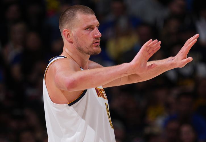 连续4场三双!约基奇:我努力用正确的方式打球 并希望一切顺遂