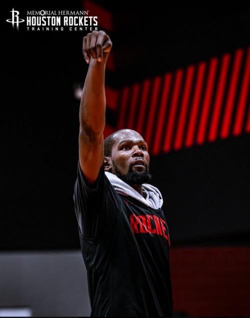 火箭客战凯尔特人先发：阿门、奥科吉、杜兰特、贾巴里、申京