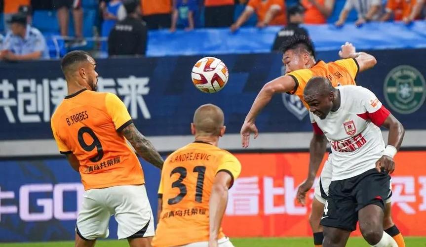 青岛海牛12场中超的主场收官战取得过7胜(2平3负),近5场不败