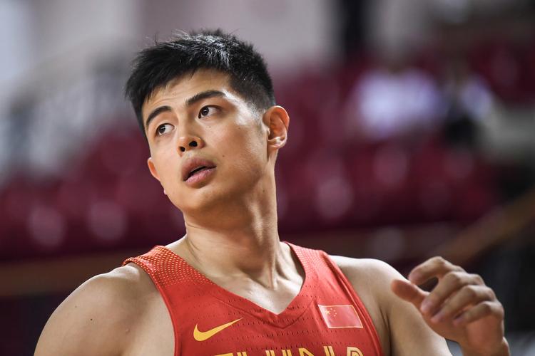 方硕：北京全运男篮只进行了一次热身赛 球队主要是以赛代练