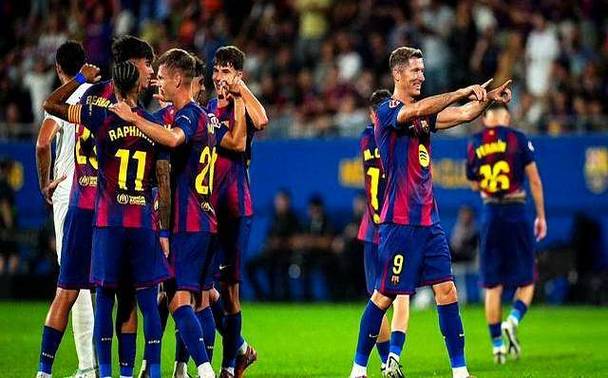 每体：斯图加特和波尔图关注巴德吉，若能外租巴萨不会出售他