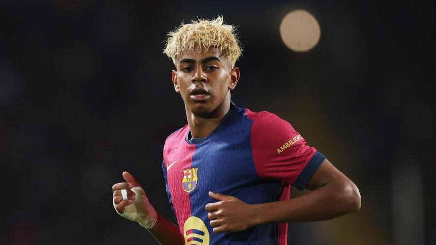 故事会?西媒:弗里克想赛季后离队,不满亚马尔态度和高层纵容